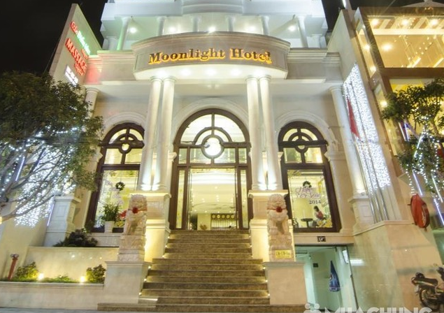 MOONLIGHT HOTEL ****